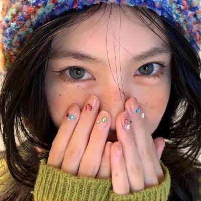 亲爱的同志 海报